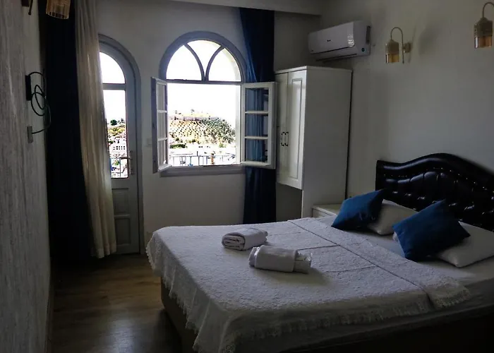 Panorama Hotell 3*