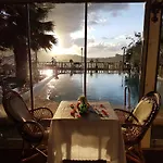 호텔 Panorama 3*